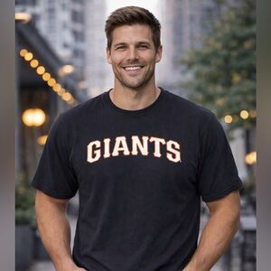 Majestic San Francisco SF Giants MLB Spellout Shirt Black L